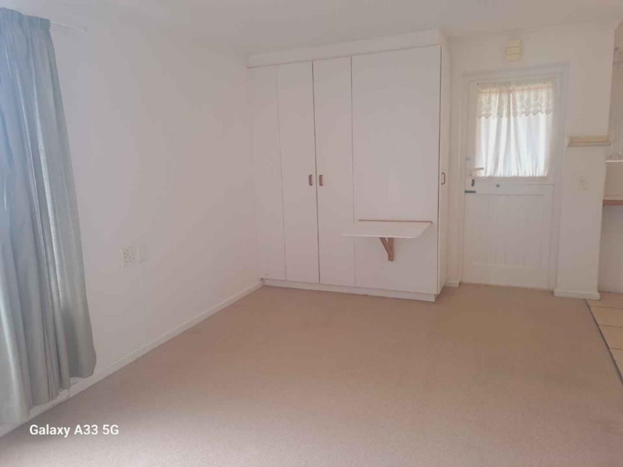 1 Bedroom Property for Sale in Westcliff Western Cape